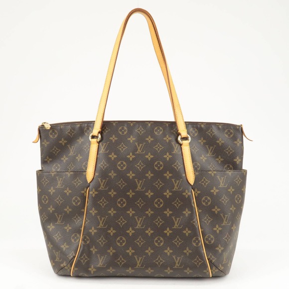 Louis Vuitton Handbags - 💎✨BEAUTIFUL✨💎 AUTHENTIC Louis Vuitton Monogram Totally GM Tote Bag